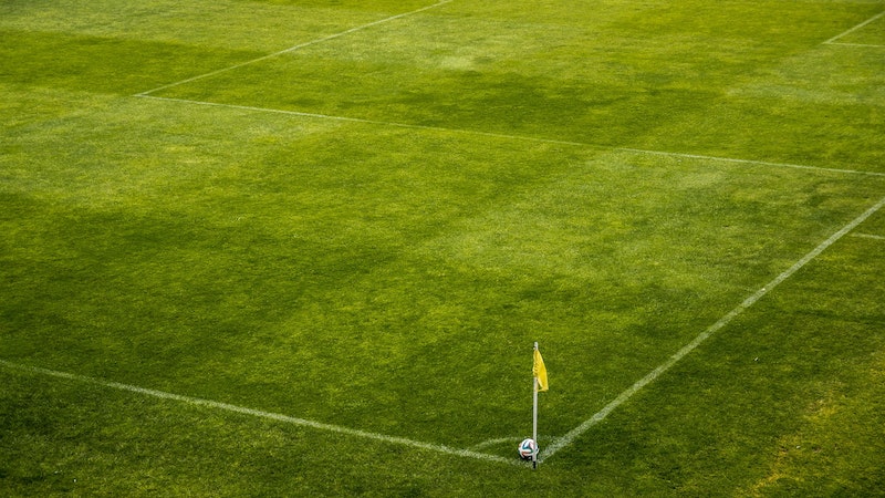 Türk hakeme Avrupa’da görev FIFA kokartlı Türk hakem, Fransa ile Almanya yarın oynanacak