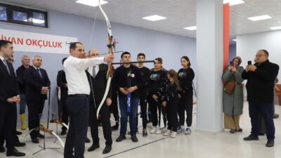 Vali M. Fırat Taşolar, hedefi 12’den vurarak dünya ve Avrupa