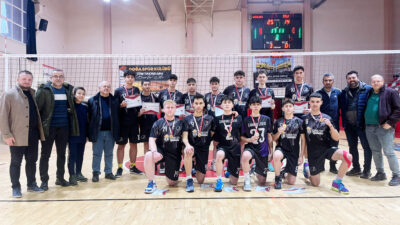 Çankırı Lisesi Voleybol Takımı, büyük bir başarıya imza atarak Türkiye