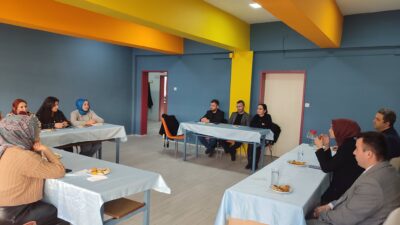 Kurşunlu Kaymakamı Şeyma Nur Kaygusuz branş öğretmenleri ile değerlendirme toplantısı