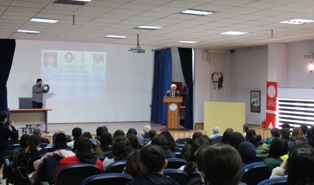 Prof. Dr. Dalgıç, mezun olduğu okulun öğrencileriyle bir araya geldi Gazi Üniversitesi Genel Cerrahi Anabilim Dalı Öğretim Üyesi Çankırılı Prof.