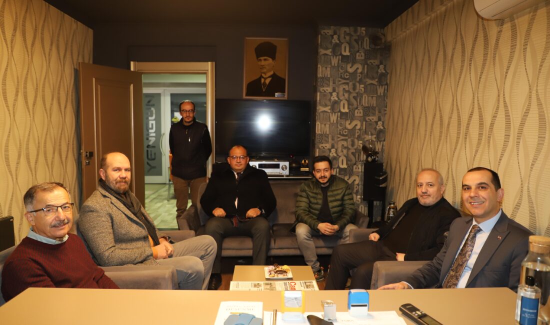 Çankırı Valisi Fırat Taşolar, “Çankırı” gazetemizi ziyaret ederek hem hayırlı
