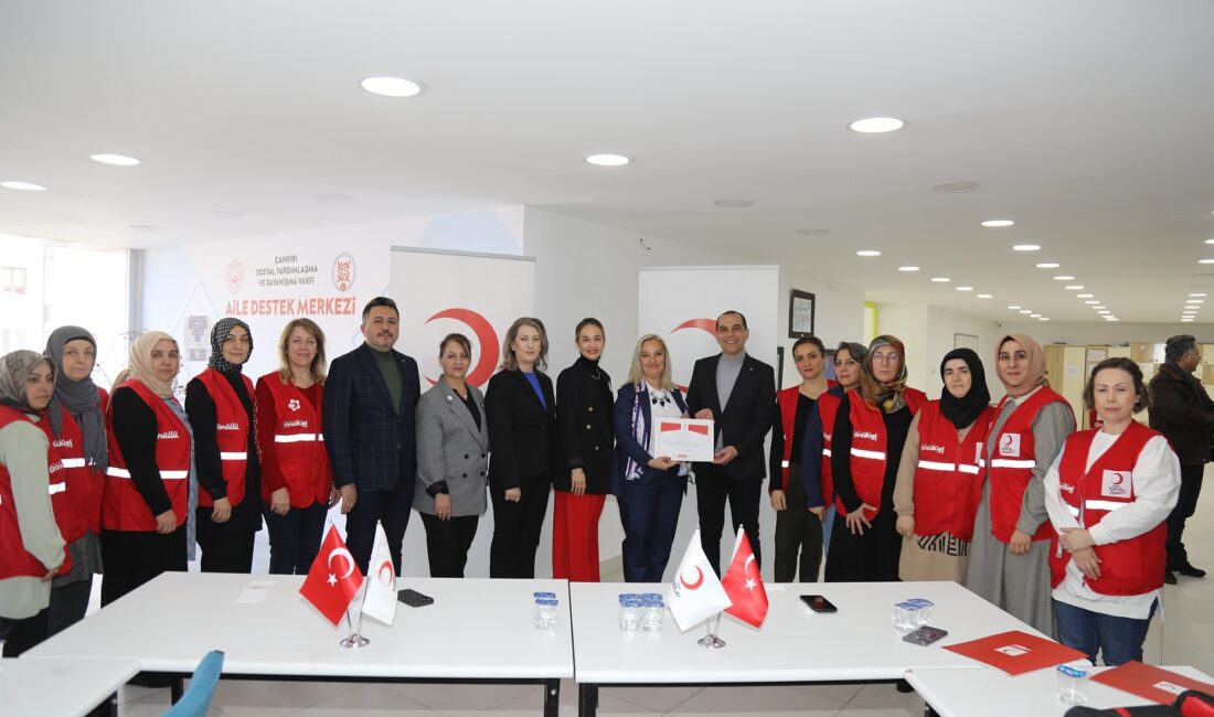 Kızılay Kadın İç Anadolu Bölgesi Gönüllü Buluşması gerçekleştirildi. Kızılay Kadın