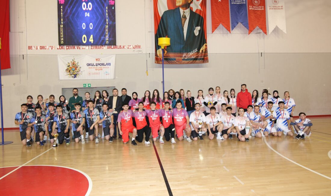 Korfbol müsabakaları tamamlandı Okul sporları birçok dalda devam ediyor. 2024-2025 eğitim ve öğretim