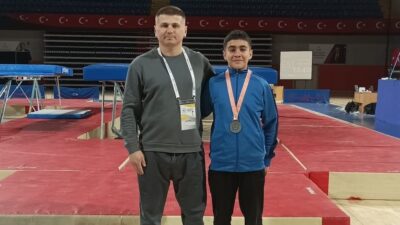 21-23 Şubat tarihleri arasında İzmir’de gerçekleştirilen İzmir Halkapınar Spor Salonunda