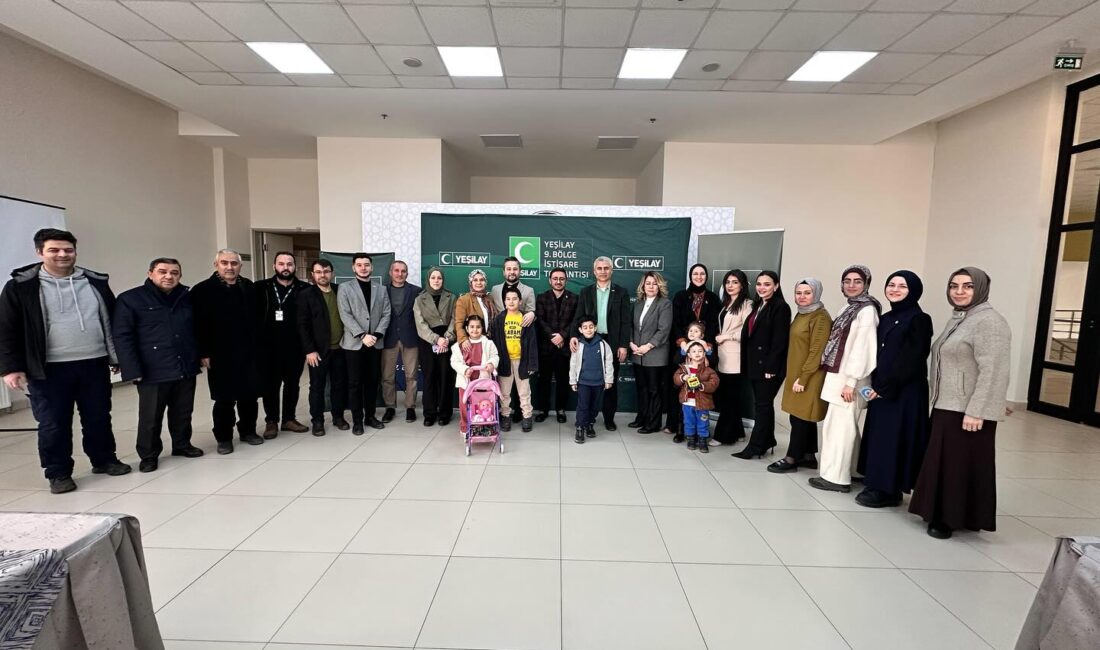 Yeşilay Çankırı Şubesi, önemli toplantıya ev sahipliği yaptı Yeşilay 9.Bölge Koordinatörü Muhammet Erkam İşler, Yeşilay Spor Kulübü Lisans