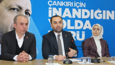 AK Parti İl Başkanlığı binasında 28 Şubat darbesinin yıl dönümü