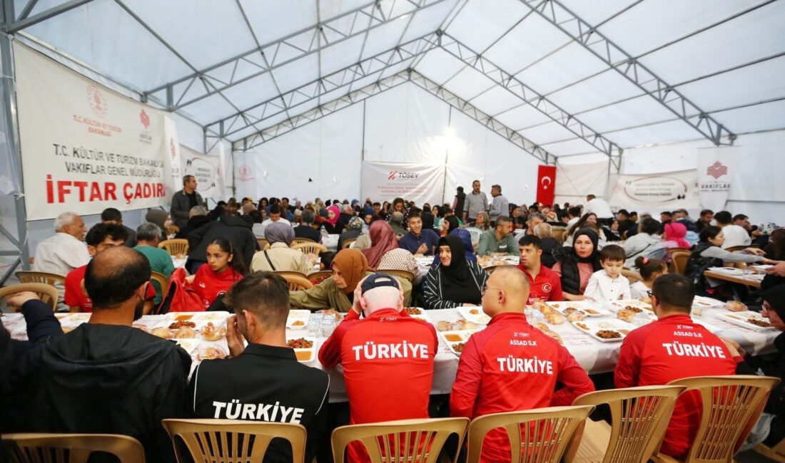 Ramazan bereketi VAKIFLAR’ın sofrasında
