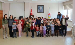 Çankırı Belediyesi Meclis Salonu, çocuk cıvıltıları ile doldu. Belediye Meclis