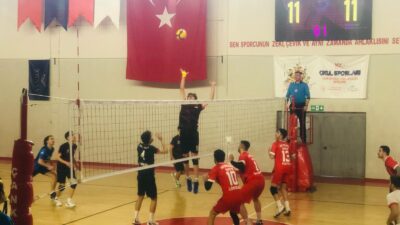 TVF Voleybol Erkekler Bölgesel Lig Grup müsabakalarının ilk gününde Çankırı