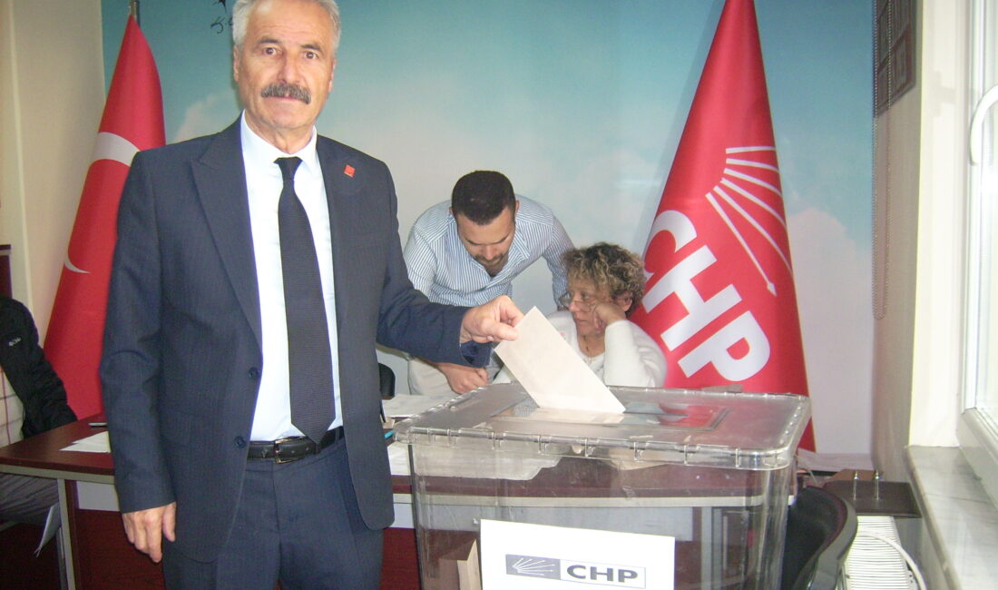 Cumhuriyet Halk Partisi’nin “Gel Seç, Tarihe Geç” sloganı ile başlattığı