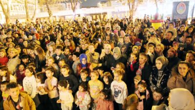 Çankırı Belediyesi, havaların ısınması ile birlikte Ramazan Sokağı’nı Karatekin Parkı’na