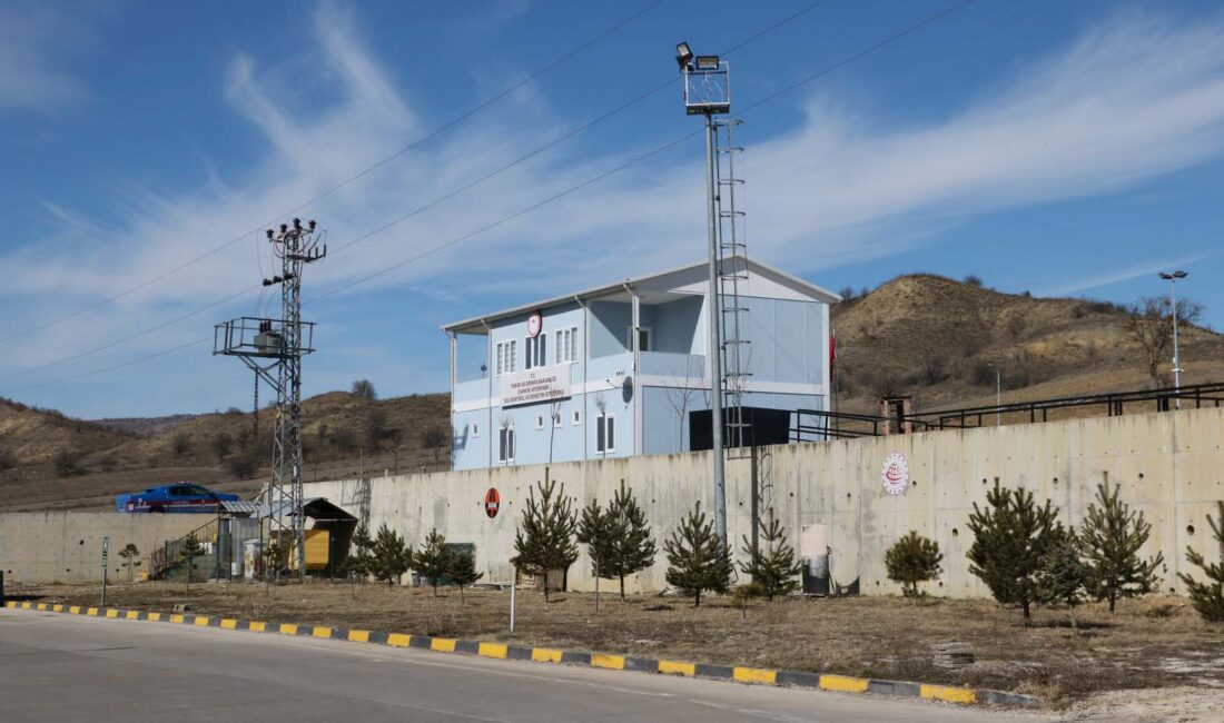 Ülke ekonomisine ve gıda arzıyla birlikte insan sağlığını etkileyen hayvan