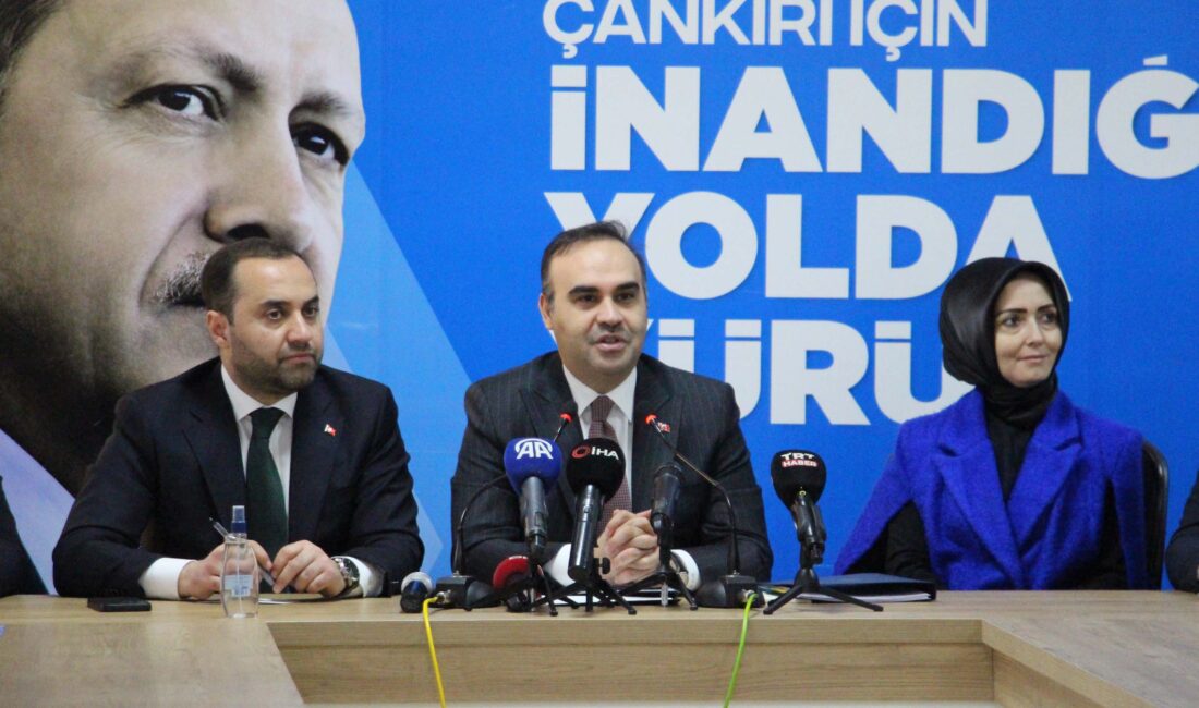 Çankırı’yı ziyaret eden Sanayi ve Teknoloji Bakanı Mehmet Fatih Kacır,