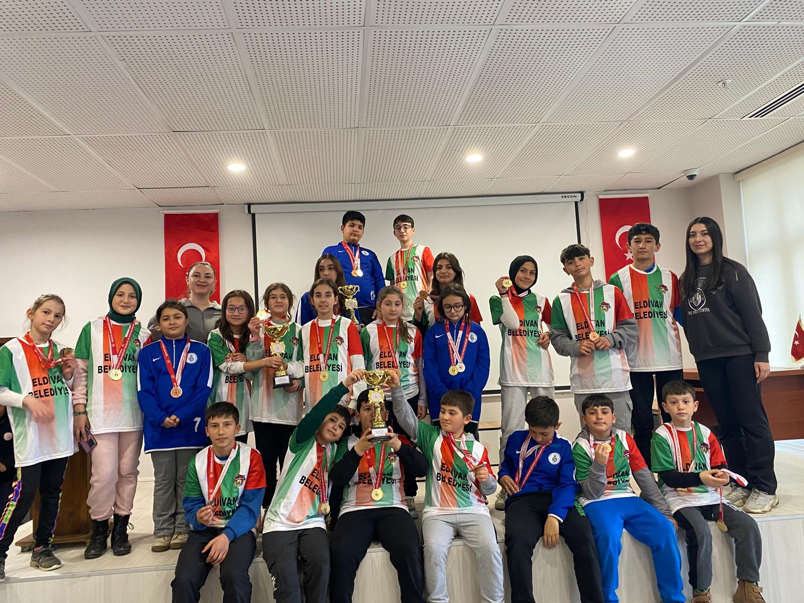 &nbsp; 2024-2025 sezonu Okul Sporları oryantiring yarışmaları, Eldivan ilçesinde gerçekleştirildi.