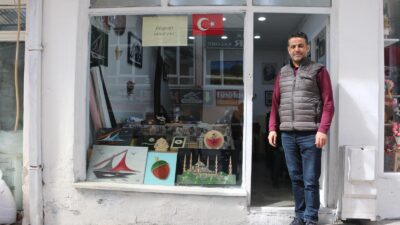 Filografi öğrenmek isteyenlere kapısı da gönlü de  açık