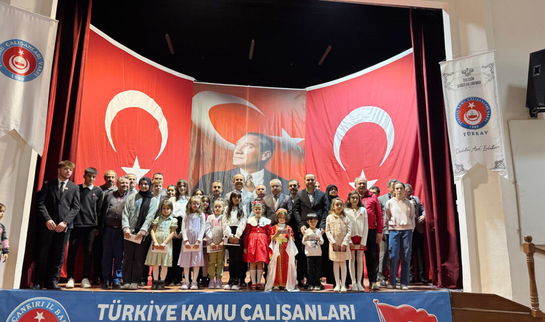 TÜRKAV İstiklal Marşını Güzel Okuma Yarışması Düzenledi Türkiye Kamu Çalışanları Vakfı (TÜRKAV) Çankırı İl Başkanlığı 14. Defa