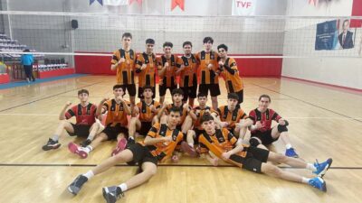 Çankırı Birlik SK voleybol takımı grup birincisi oldu