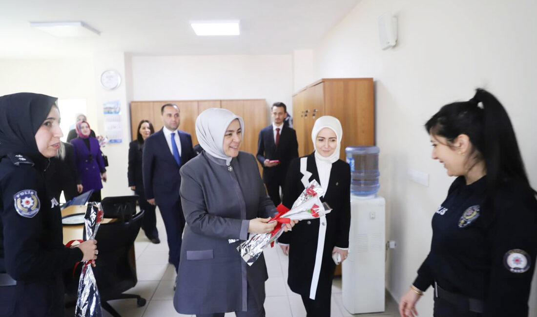 AK Parti Kadın Kolları Genel Başkanı Tuğba Işık Ercan’dan Çankırı’ya ziyaret AK Parti Genel Merkez Kadın Kolları Başkanı Tuğba Işık Ercan,