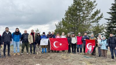 Ilgazdağı- Yıldıztepe (1900m) zirvesine “Milli Egemenlik Tırmanışı” etkinliği gerçekleştirildi. Çankırı