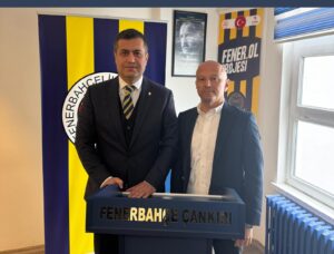 Çankırı Fenerbahçeliler Derneği’nde başkan Serdar Paşabeyoğlu, görevi İsmail Özcenk’e devretti.
