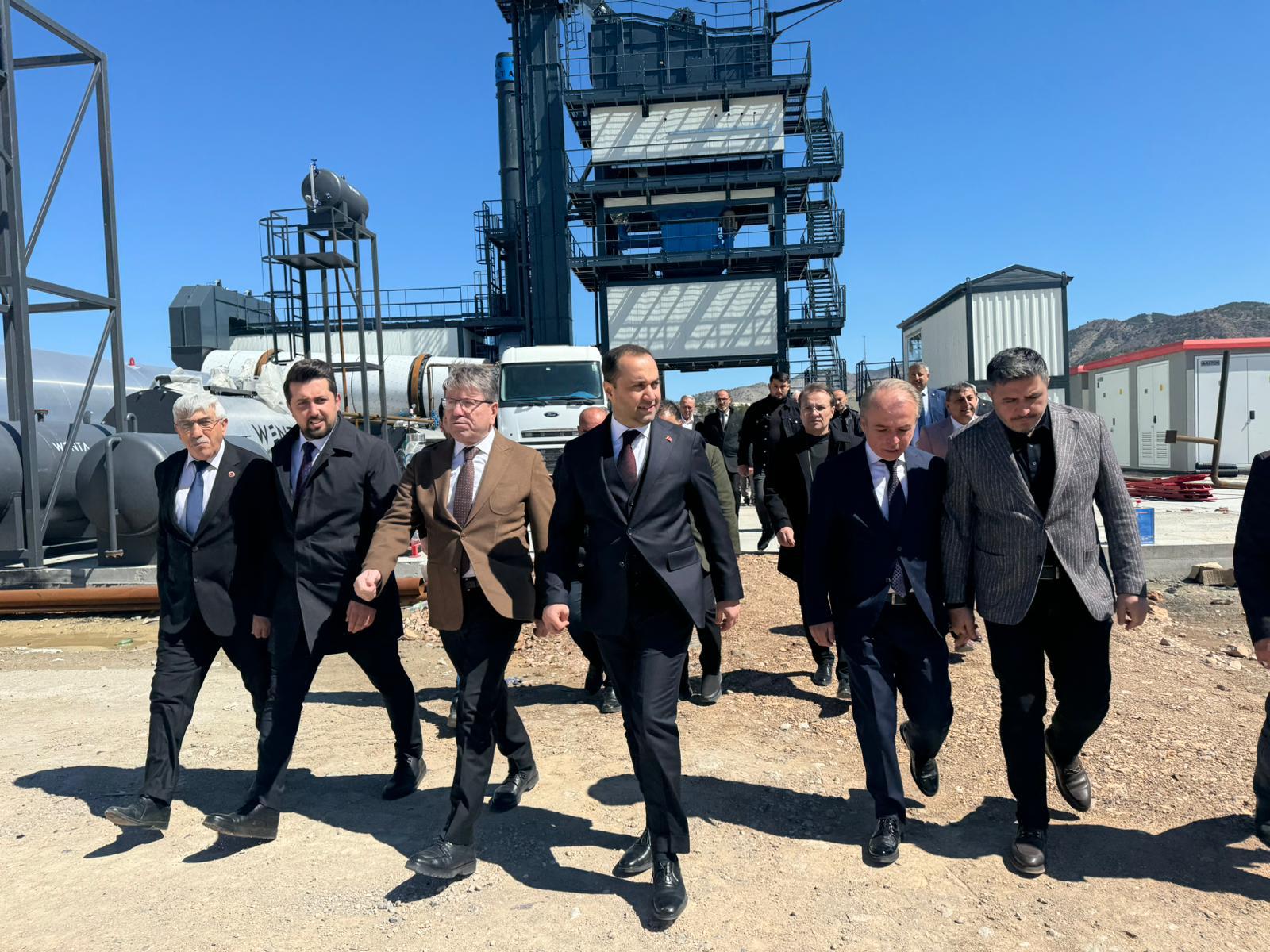 Erdoğan; Önümüzdeki 4 Yılda 600 km Köy Yol Ağını Sıcak