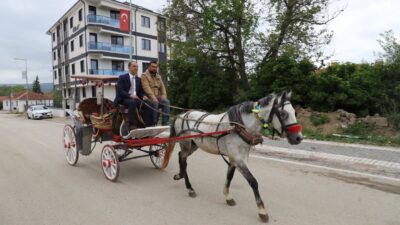 Çankırı’nın genç valisi M. Fırat Taşoların sosyalliği hayranlık uyandırıyor. Bir