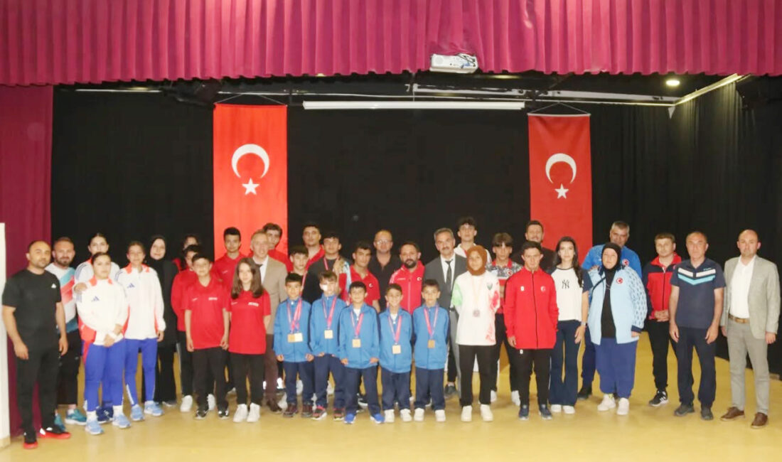 2024-2025 sezonunda farklı branşlarda ulusal ve uluslararası dereceler elde eden