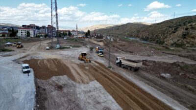Yerleşime açılan alanlardan ve nüfus artışından dolayı yeni yollar açan