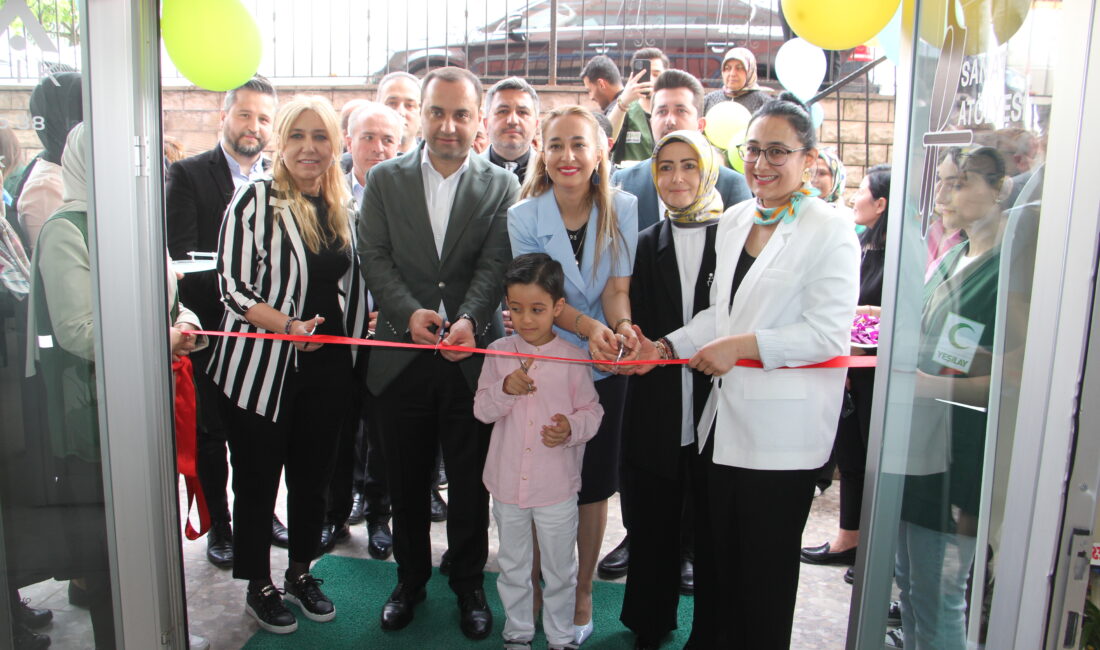 Aslan, “Nuka Seramik, yeniden doğuşun adı oldu” NUKA Seramik Sanat Atölyesi’nin açılı gerçekleştirildi. Geçtiğimiz yıl Karataş Mahallesinde