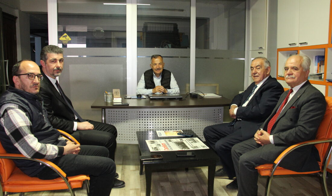 Altıntaş, “Hayat daha da pahalı hale gelecek” Demokrat Parti İzmir Milletvekili Haydar Altıntaş, bir dizi ziyaretlerde bulunmak