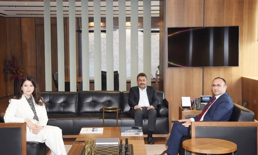 Milletvekili Yılık, “Çankırı’mız için çalışmaya devam” MHP Çankırı Milletvekili Doç. Dr. Pelin Yılık, Karayolları Genel Müdürü