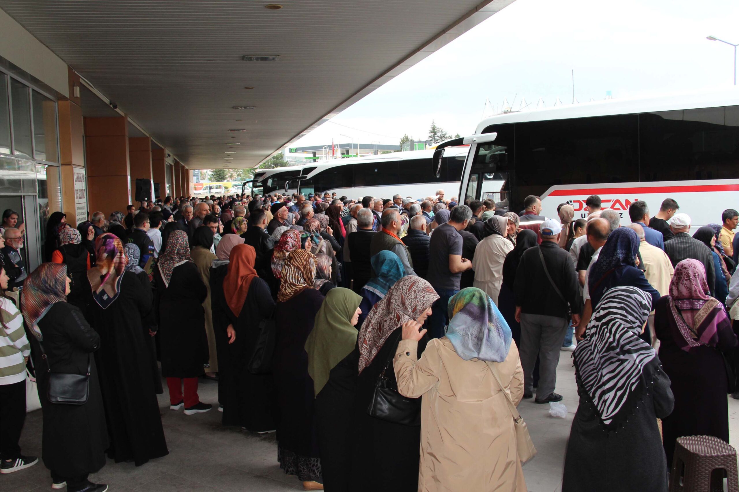 Çankırı’dan kutsal topraklara gitmek için 164 hacı adayı yola çıktı.