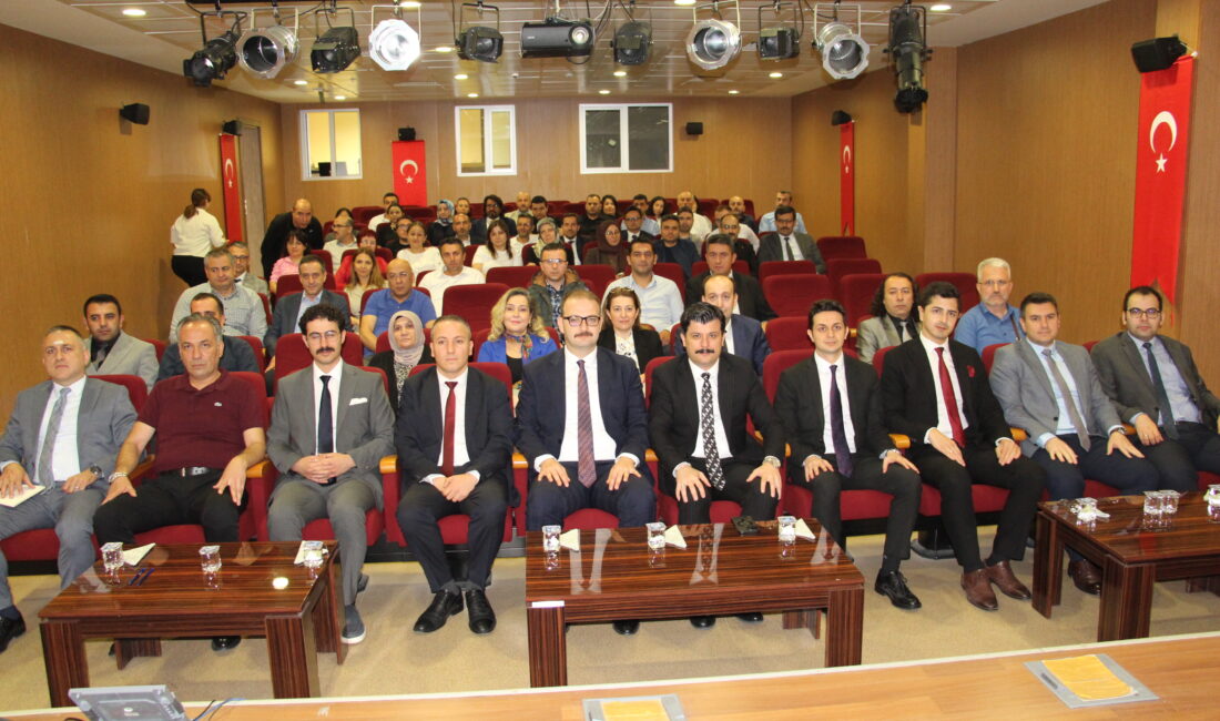Başsavcı Yücedağ: Yargıdaki yoğunluğun azaltılması adına önemli işler yapıyorsunuz Çankırı’da “1 Haziran Uzlaştırmacılar Günü” dolayısıyla program gerçekleştirildi. Çankırı Adalet
