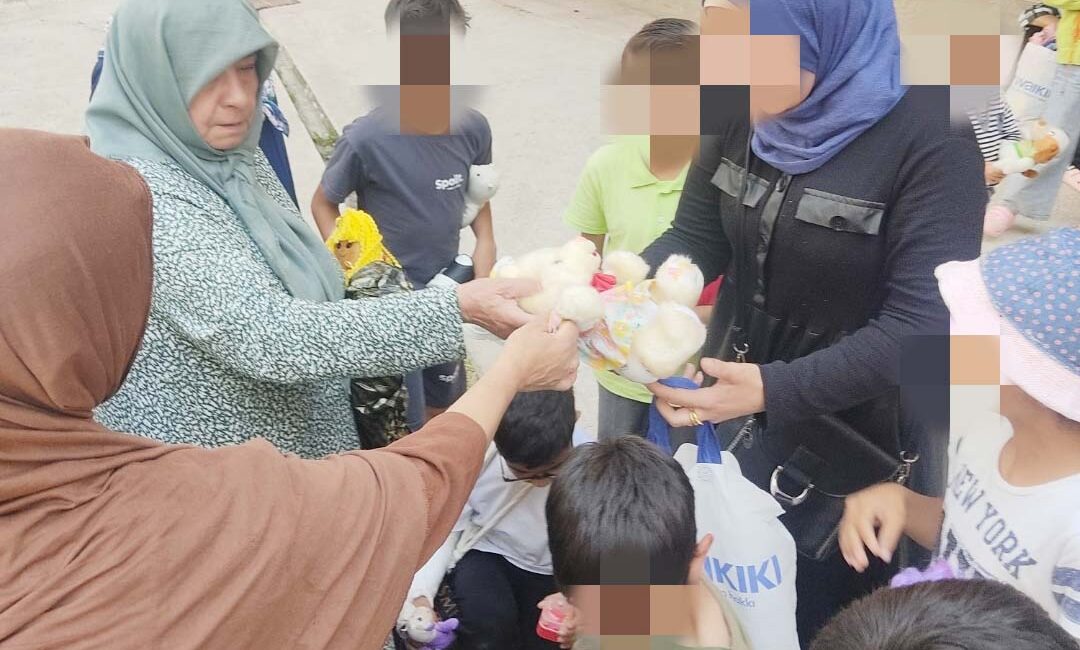 TÜGŞAV Çankırı şubesi Kadın Kolları Başkanı Dudu Sevindim, ihtiyaç sahibi