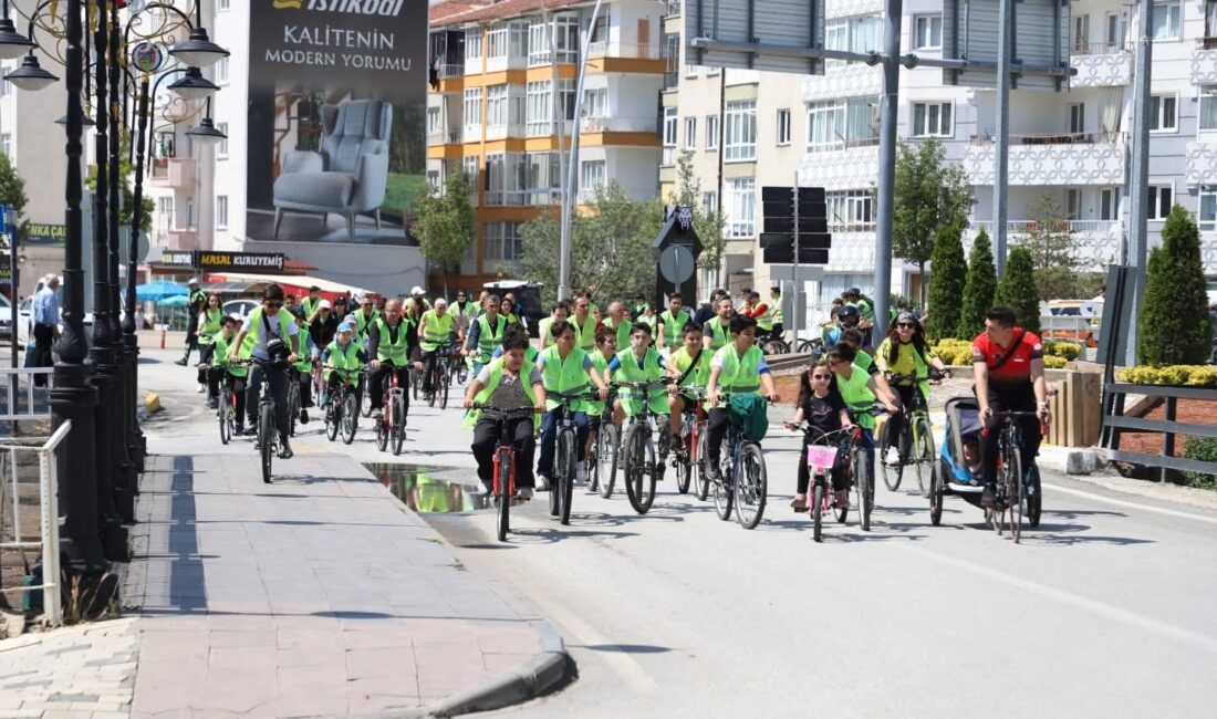 Yeşilay tarafından “Sağlığın keyfini birlikte sürelim” sloganıyla düzenlenen 12. Yeşilay