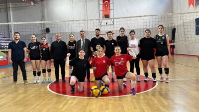 Güreş, basketbol ve voleybol antrenmanları ziyaret edildi. Gençlik ve Spor