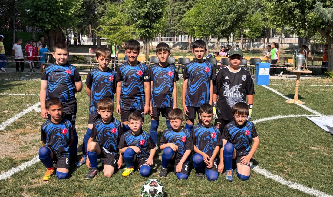 Ilgaz Yavuz Sultan Selim İlkokulu’nda Heyecan Dolu Futbol Turnuvası Gerçekleşti Ilgaz Yavuz Sultan Selim İlkokulu, öğrencilerinin spor sevgisini artırmak ve