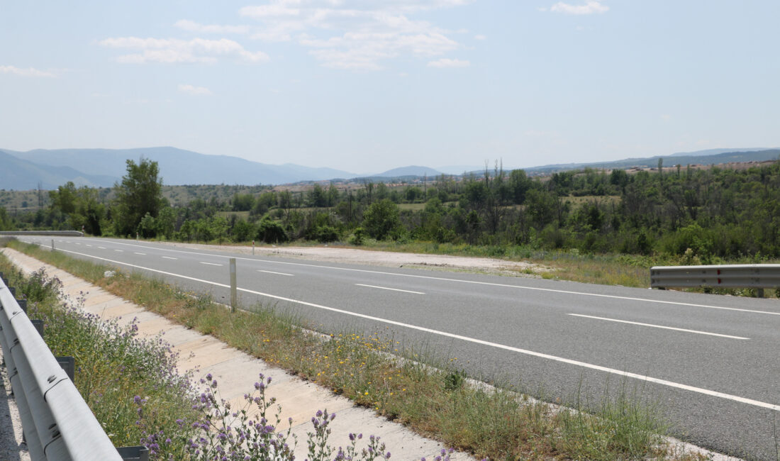 Ilgaz-Kastamonu karayolunun Kale köyü mevkiinde önceki dönemlerde Belediye tarafından yol