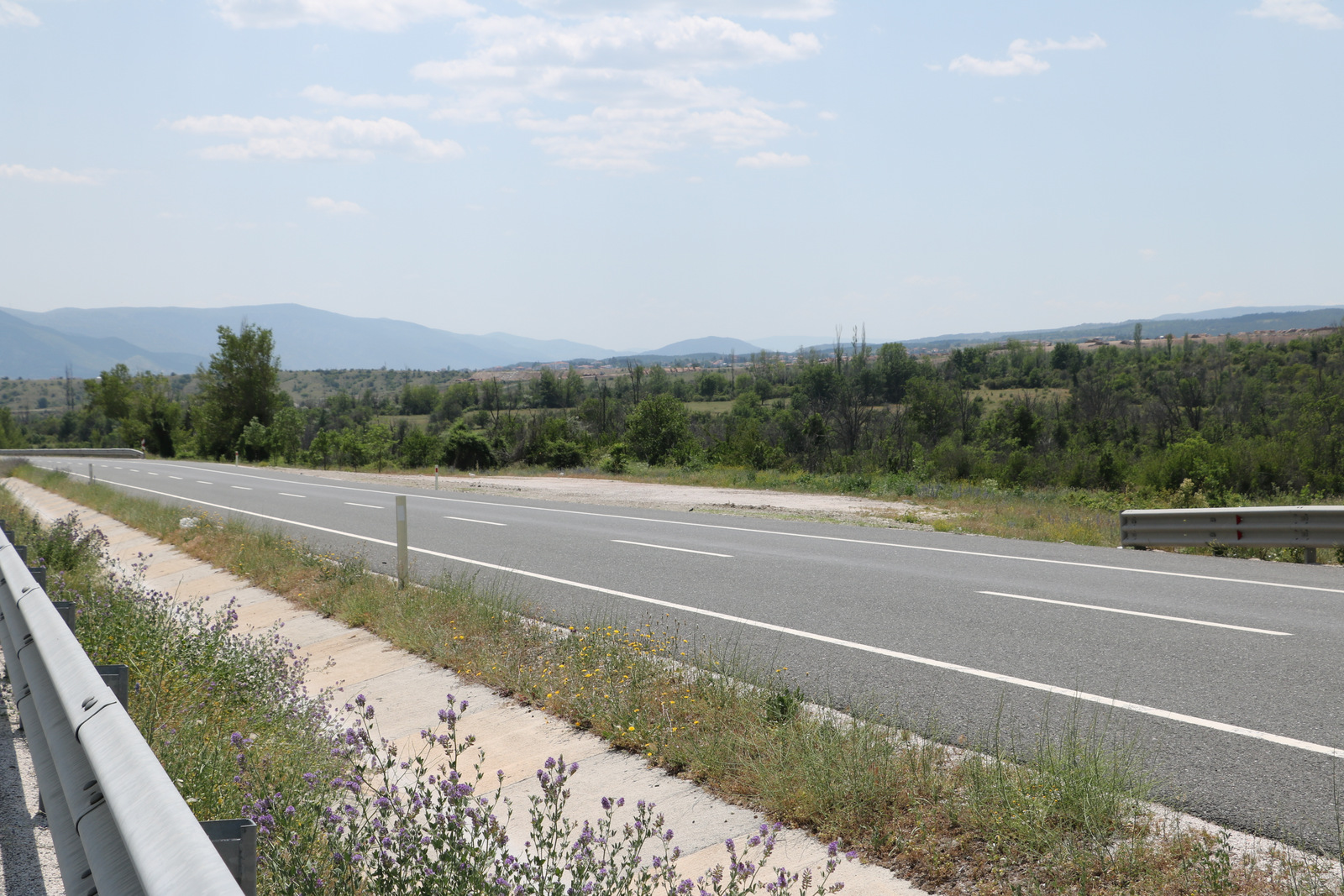 Ilgaz-Kastamonu karayolunun Kale köyü mevkiinde önceki dönemlerde Belediye tarafından yol
