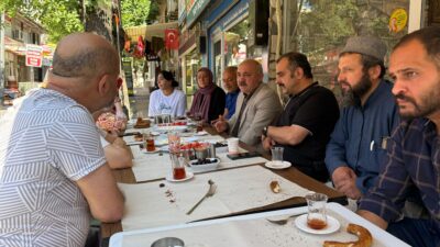 Çankırı Belediye Başkanı İsmail Hakkı Esen, sabah saatlerinde yukarı çarşı