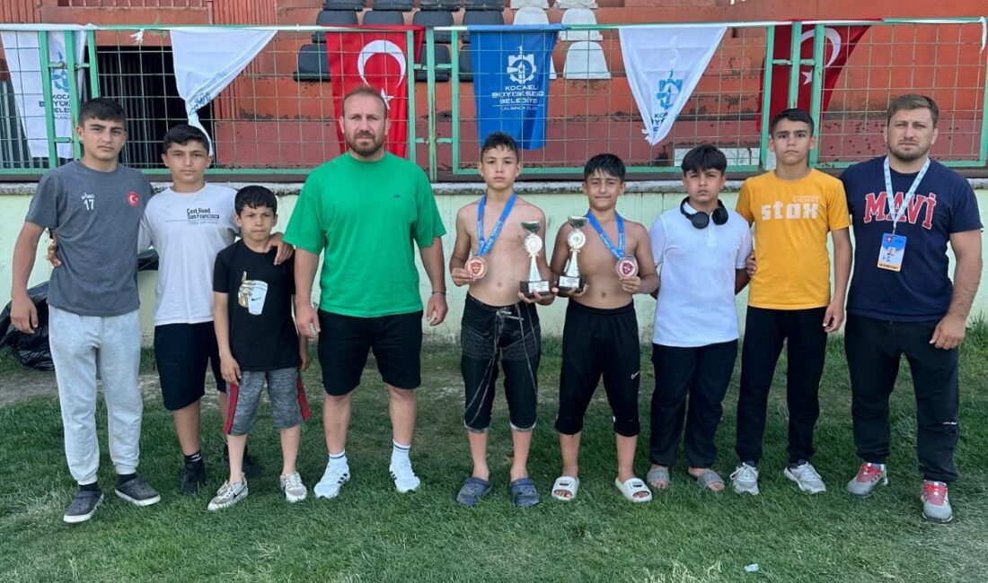 Er meydanında miniklerin büyük başarısı Eldivan Belediyesi Spor Kulübü Minik Pehlivanları Kocaeli Sekapark Er meydanında