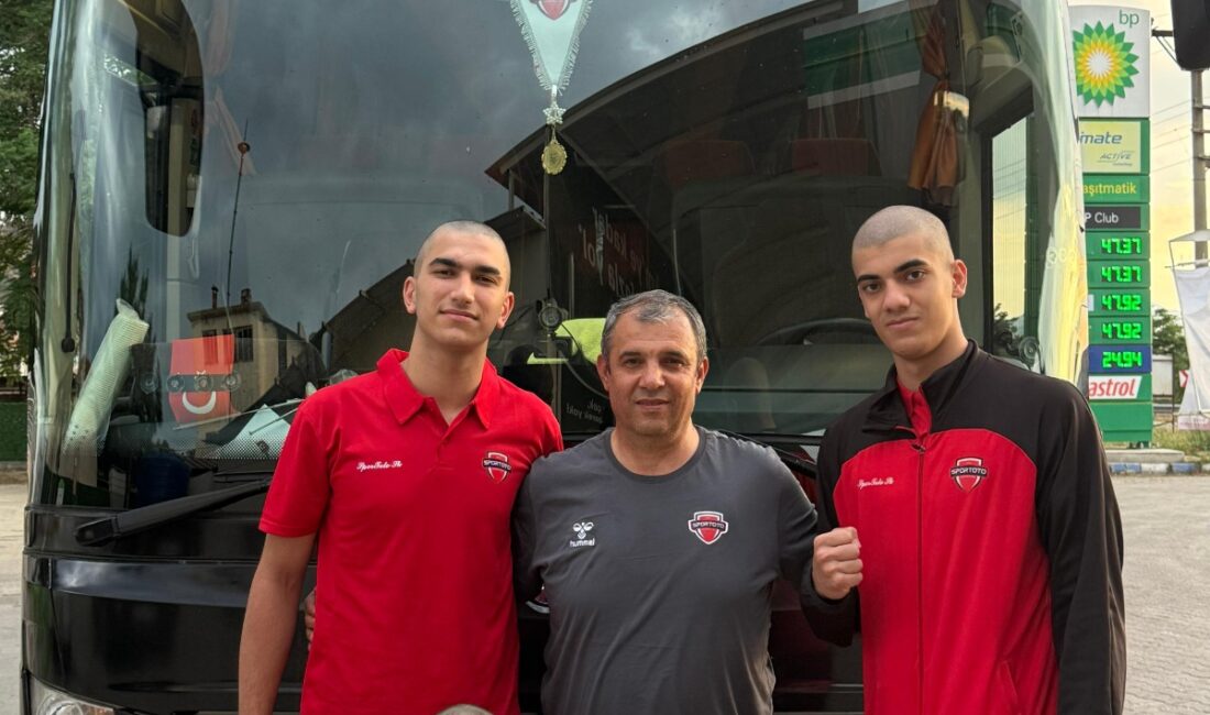 Çankırı’lı Voleybolcu Yiğit İbrahim Cıbır, Spor Toto Kulübü ile Yıldız Erkekler Türkiye Şampiyonu! Çankırı Birlik Spor voleybol altyapısından yetişen genç yetenek Yiğit İbrahim