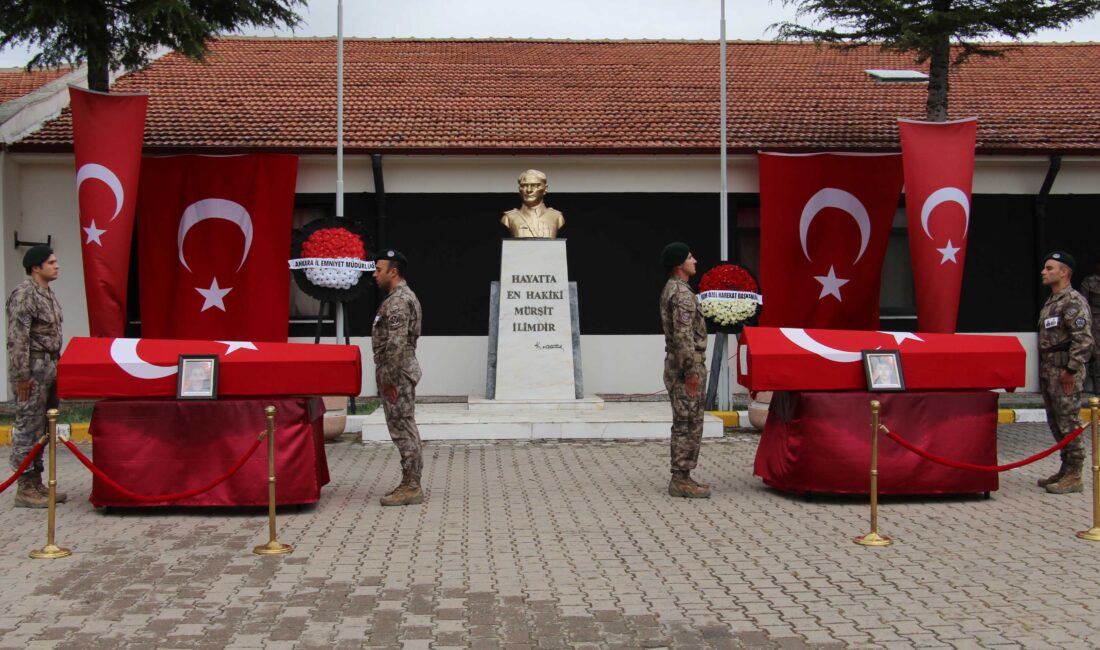 Kazada yaşamını yitiren özel harekat polisleri için tören düzenlendi ÇANKIRI’da polis özel harekat kursu öğrencilerinin bulunduğu hafif ticari aracın