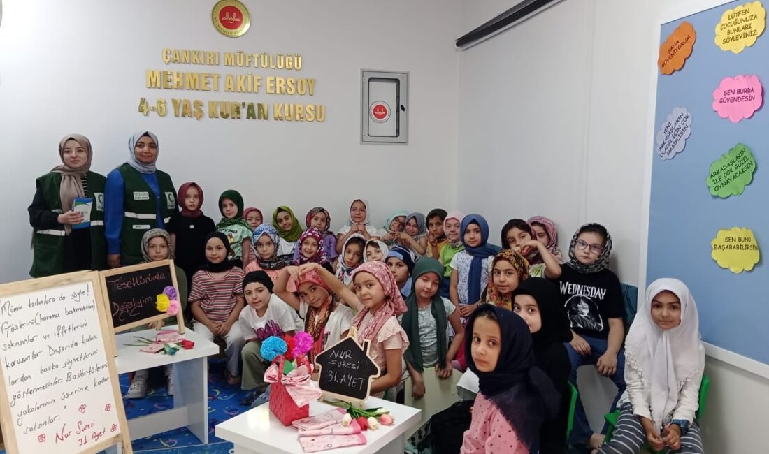 Çankırı Yeşilay Şubesi teknoloji bağımlılığı konusunda bilgilendirme ve tanıtım programlarını