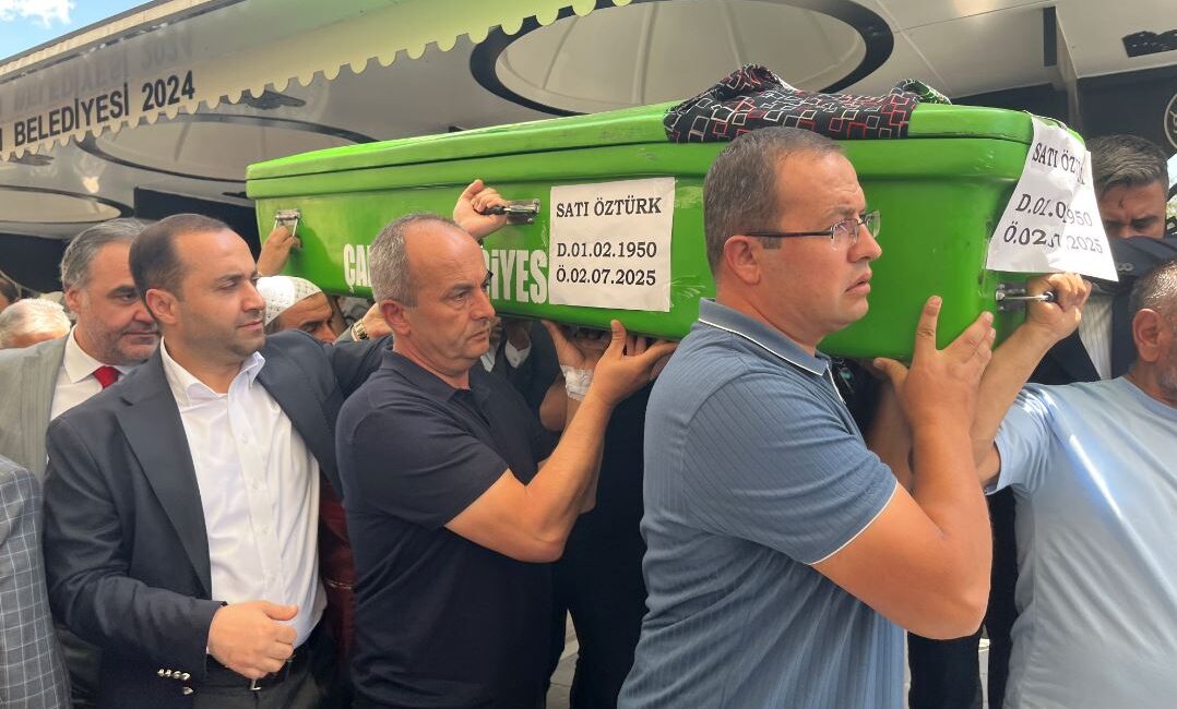 Milli Eğitim Müdürü Öztürk’ün acı günü İl Milli Eğitim Müdürü Muammer Öztürk’ün annesi Satı Öztürk (75)