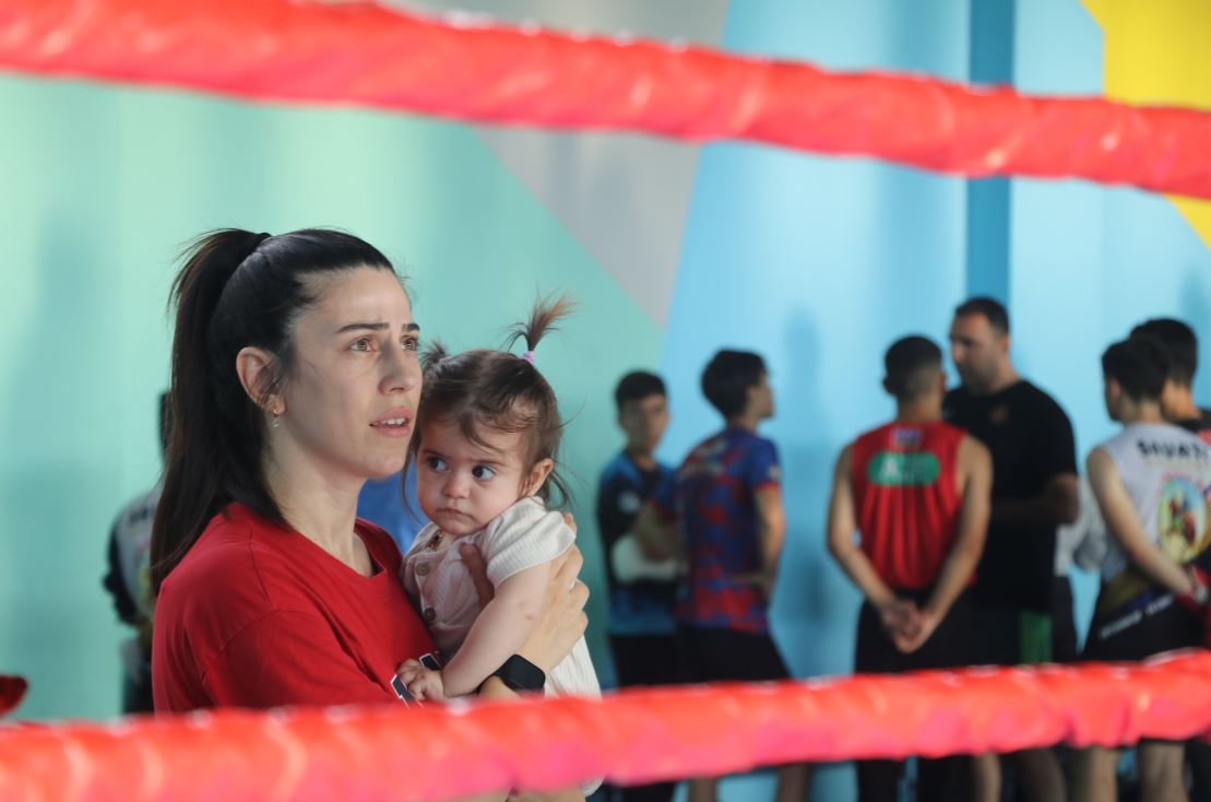 Savate Milli Takım Antrenörü ve Teknik Kurul Üyesi Esra Kibaroğlu,