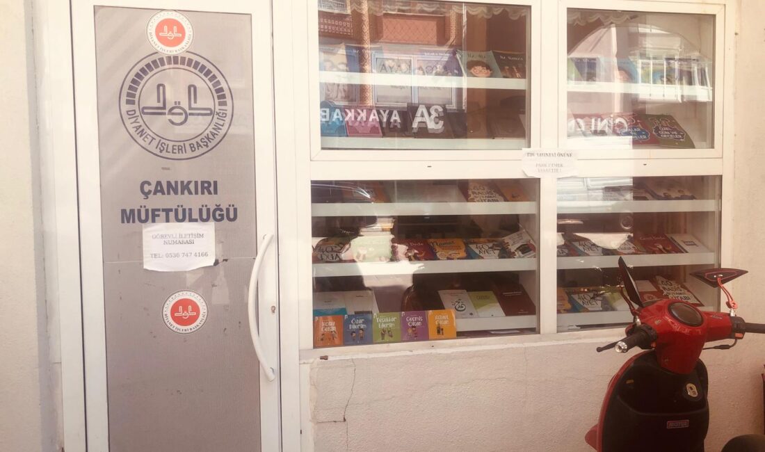 Diyanet Yayınları taşındı Çankırı Müftülüğü Diyanet Yayınları Satış Bürosu, Ahmet Yesevi Camii avlusunda