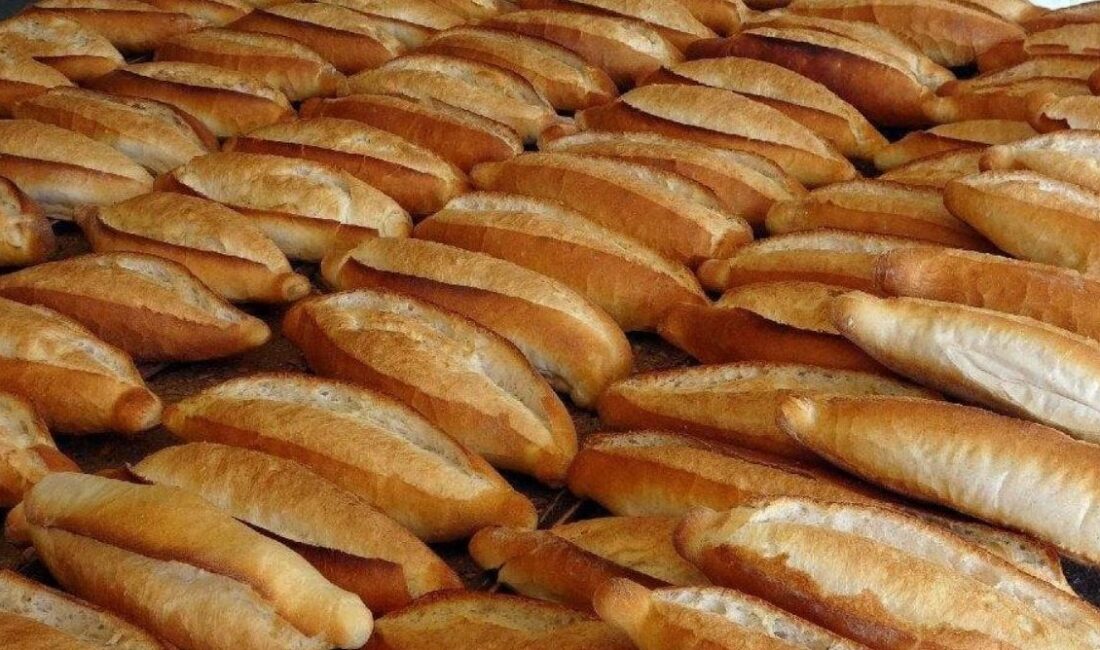 Ekmek 10 TL oldu İlimizde ekmek fiyatlarına zam geldi. 6,5-7,5 TL’den satılan ekmek fiyatları