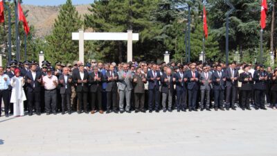 15 Temmuz Demokrasi ve Milli Birlik Günü etkinlikleri kapsamında şehitlikte